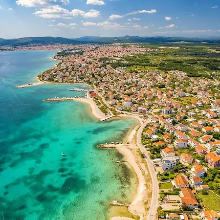 Jerry's Palace - Modern Close To The * Srima