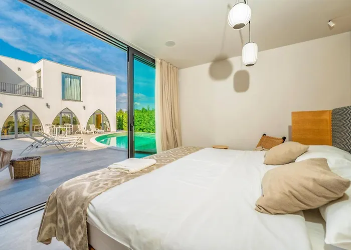 Villa Jerry's Palace - Modern Close To The *