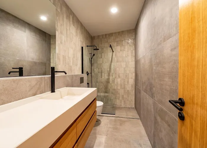 Βίλα Jerry's Palace - Modern Close To The *