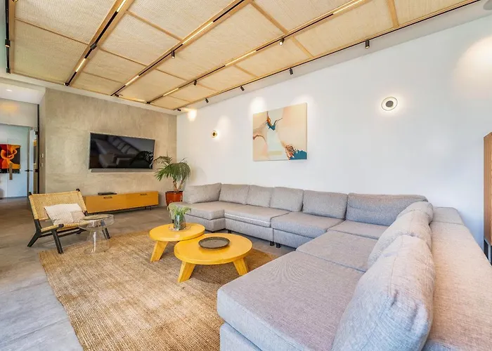 Jerry's Palace - Modern Close To The Villa